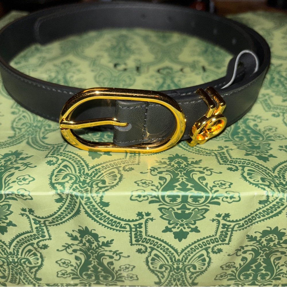 Women’s Gucci belt size 32